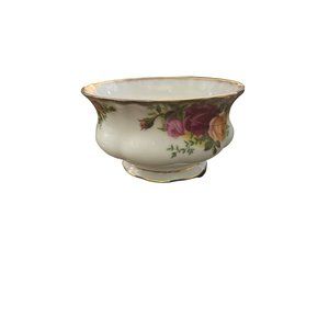 Vintage Royal Albert Old Country Roses Porcelain Sugar Bowl Made In England